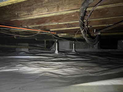 Crawlspace With Push Piers And Encapsulation