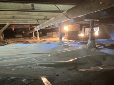 Lit Crawlspace With Encapsulation And Beamwork